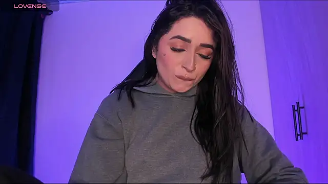 scarlett Collinss online show from 04-28-26, 01:27