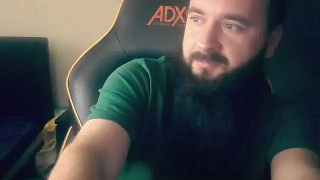 LondonMan1988 online show from 11-17-25, 03:29