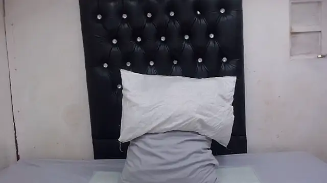 GlowGoddessxx online show from 03-24-26, 05:12