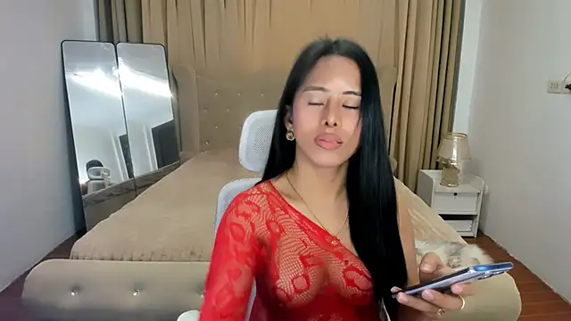 Snapshot of gorgeous_mauits4uxxxts chatting on 04-07-26, 10:48 gorgeous mauits4uxxxts online show from 04-07-26, 10:48