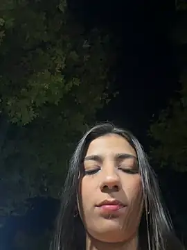 Snapshot of -juicy_ chatting on 01-16-26, 11:31 -juicy online show from 01-16-26, 11:31