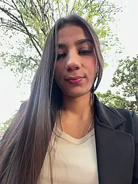 Snapshot of -juicy_ chatting on 02-09-26, 10:14 -juicy online show from 02-09-26, 10:14