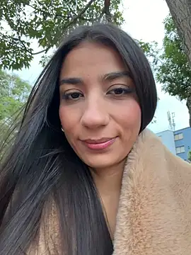 Snapshot of -juicy_ chatting on 02-16-26, 10:50 -juicy online show from 02-16-26, 10:50