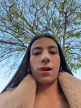 Snapshot of -juicy_ chatting on 03-01-26, 10:45 -juicy online show from 03-01-26, 10:45