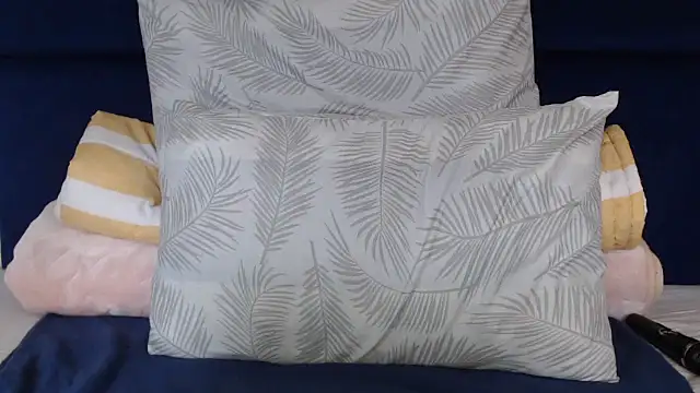 Diva-Lolah online show from 10-27-25, 07:34