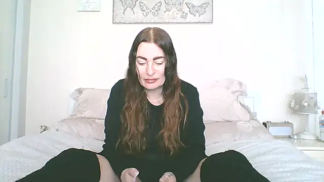 EllaKent online show from 04-21-26, 02:34