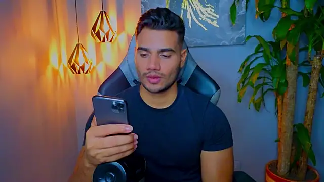 AndresR3 online show from 10-05-25, 08:12