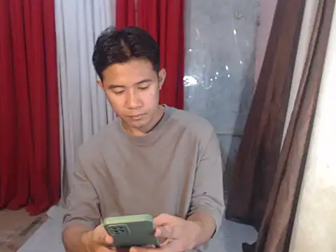 Snapshot of urboy_cass chatting on 09-10-25, 08:58 urboy cass online show from 09-10-25, 08:58