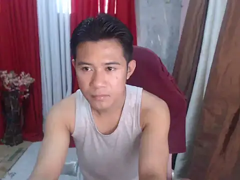 Snapshot of urboy_cass chatting on 09-18-25, 02:35 urboy cass online show from 09-18-25, 02:35