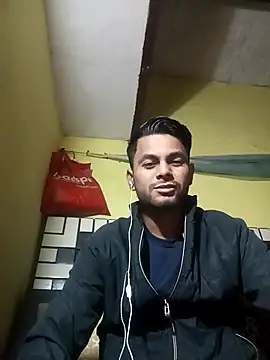 Snapshot of urdreamman chatting on 11-24-25, 03:28 urdreamman online show from 11-24-25, 03:28