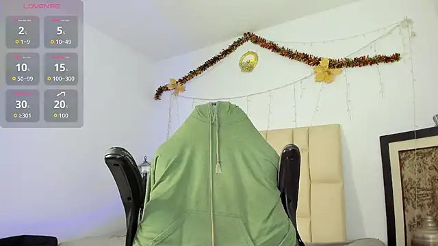 Snapshot of blue_wxw chatting on 12-03-25, 02:52 blue wxw online show from 12-03-25, 02:52