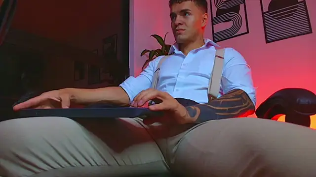 ALPHA DOMINUS  online show from 04-30-26, 04:08