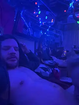 Snapshot of cloudsnfun chatting on 03-15-26, 02:39 cloudsnfun online show from 03-15-26, 02:39