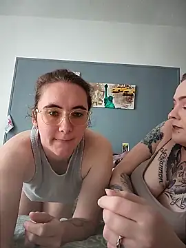 Snapshot of AndHerXO chatting on 03-06-26, 12:01 AndHerXO online show from 03-06-26, 12:01