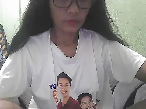 HotLadyPinay32 online show from 11-30-25, 09:41