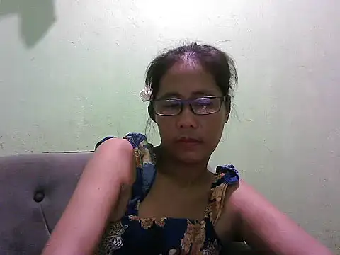 Snapshot of HotLadyPinay32 chatting on 05-08-26, 07:57 HotLadyPinay32 online show from 05-08-26, 07:57