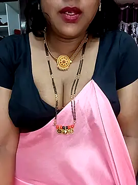 Snapshot of Chadni_kannada chatting on 09-22-25, 05:48 Chadni kannada online show from 09-22-25, 05:48