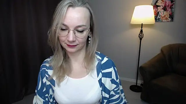 Ava Elior online show from 12-05-25, 06:11