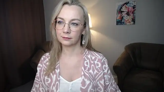 Ava Elior online show from 05-26-26, 11:06