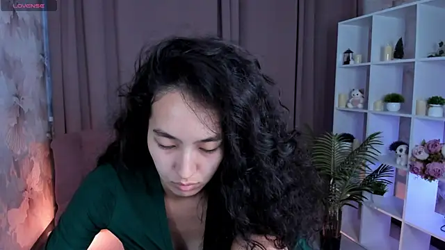 Snapshot of FlirtyAura chatting on 07-21-26, 03:42 FlirtyAura online show from 07-21-26, 03:42