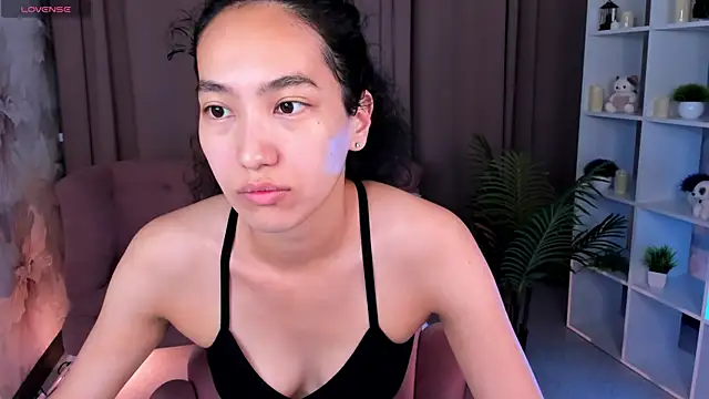 Snapshot of FlirtyAura chatting on 07-23-26, 03:26 FlirtyAura online show from 07-23-26, 03:26