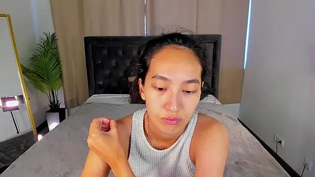 Snapshot of FlirtyAura chatting on 08-01-26, 03:28 FlirtyAura online show from 08-01-26, 03:28