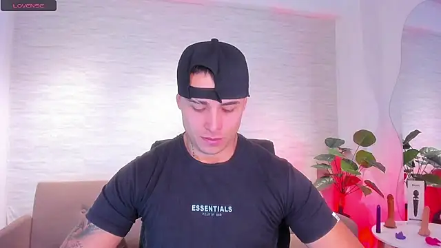 connorsmiith online show from 04-25-26, 01:41