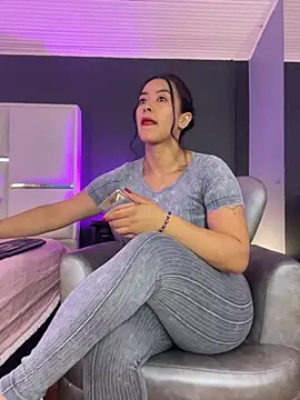 BellaFernandez   online show from 07-30-26, 01:43