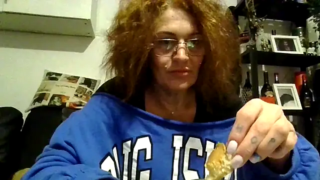 RubyyRosee online show from 12-19-25, 06:53