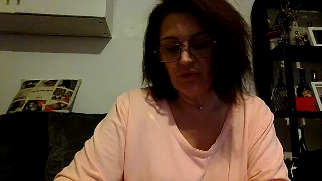 RubyyRosee online show from 12-21-25, 02:13