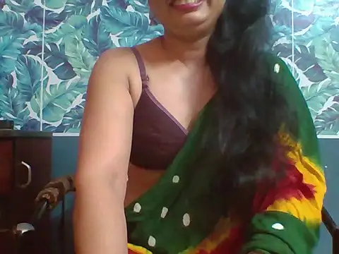 Snapshot of Marathi_q4een01 chatting on 12-17-25, 05:02 Marathi q4een01 online show from 12-17-25, 05:02