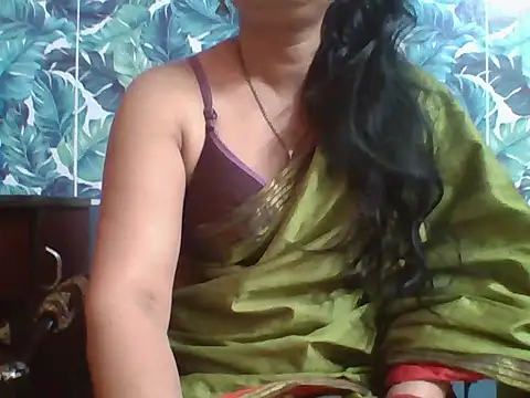 Snapshot of Marathi_q4een01 chatting on 02-18-26, 06:42 Marathi q4een01 online show from 02-18-26, 06:42