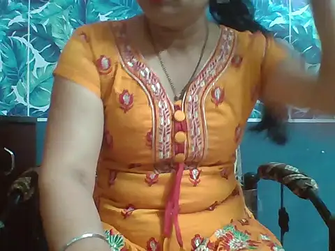 Snapshot of Marathi_q4een01 chatting on 02-20-26, 03:14 Marathi q4een01 online show from 02-20-26, 03:14