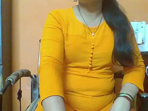 Snapshot of Marathi_q4een01 chatting on 02-23-26, 08:12 Marathi q4een01 online show from 02-23-26, 08:12