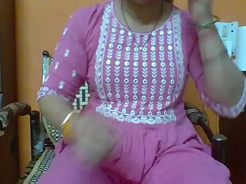 Snapshot of Marathi_q4een01 chatting on 02-24-26, 06:44 Marathi q4een01 online show from 02-24-26, 06:44