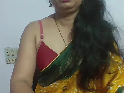 Snapshot of Marathi_q4een01 chatting on 07-08-26, 03:55 Marathi q4een01 online show from 07-08-26, 03:55