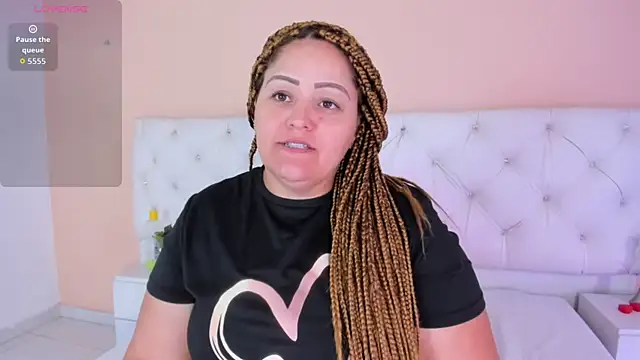 katte landerr online show from 10-25-25, 01:07