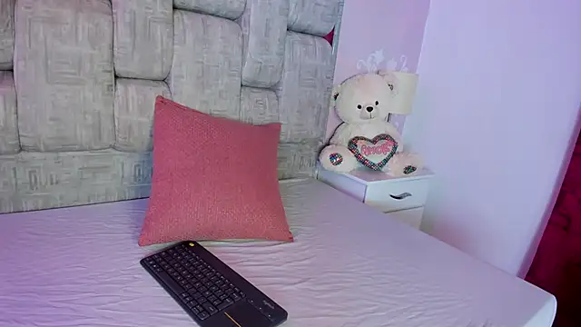 KatySweetas online show from 02-18-26, 02:13