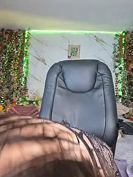 Lady Sofhia online show from 05-19-26, 10:05