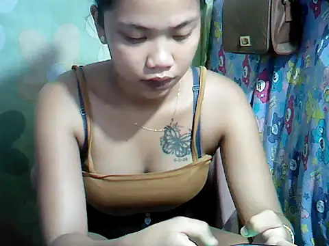 MorenaLovelyPinay24 online show from 02-19-26, 10:39