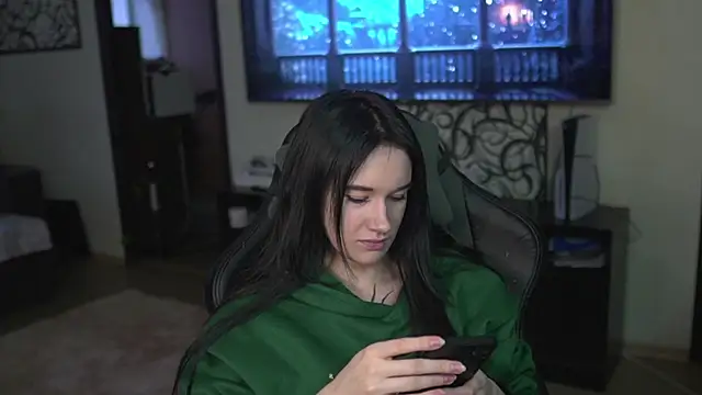 Snapshot of lis_silver chatting on 01-12-26, 01:27 lis silver online show from 01-12-26, 01:27