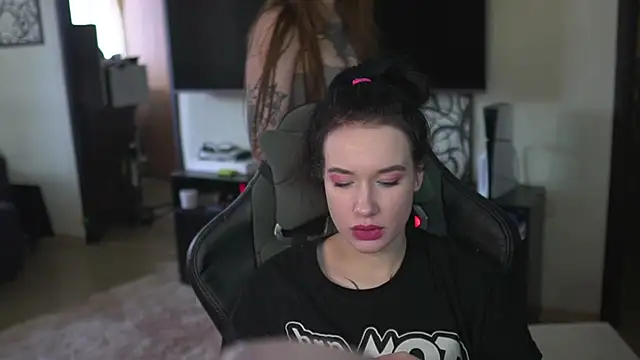 Snapshot of lis_silver chatting on 01-13-26, 08:19 lis silver online show from 01-13-26, 08:19