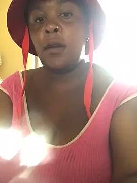 Snapshot of KINKYBOOTI22 chatting on 03-25-26, 09:04 KINKYBOOTI22 online show from 03-25-26, 09:04