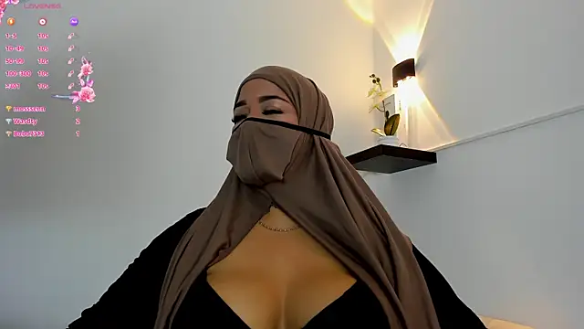 Snapshot of thaira_aly chatting on 01-17-26, 10:35 thaira aly online show from 01-17-26, 10:35