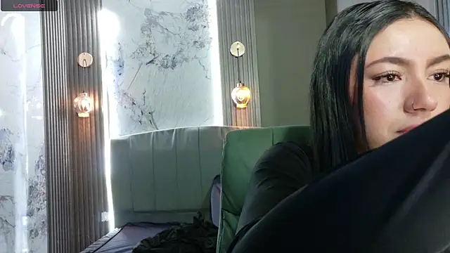 Megara 25 online show from 09-25-25, 02:21