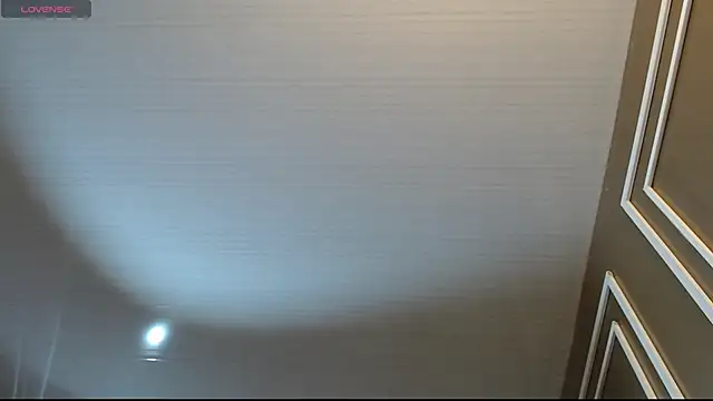 Megara 25 online show from 10-17-25, 01:25