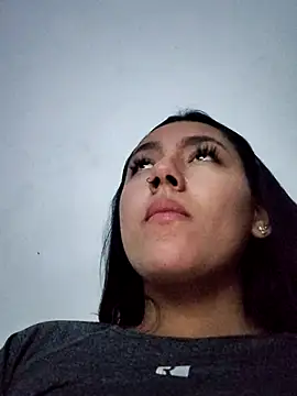 Megara 25 online show from 11-17-25, 02:06