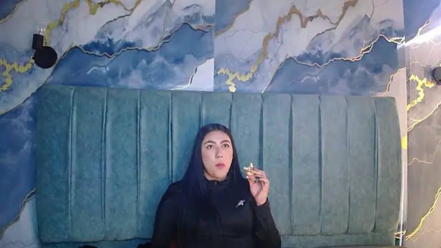 Snapshot of Megara_25 chatting on 07-15-26, 02:33 Megara 25 online show from 07-15-26, 02:33