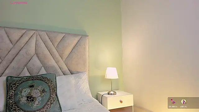 Snapshot of angelica_cross_ chatting on 09-10-25, 07:47 angelica cross online show from 09-10-25, 07:47