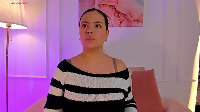 Snapshot of angelica_cross_ chatting on 03-08-26, 02:21 angelica cross online show from 03-08-26, 02:21